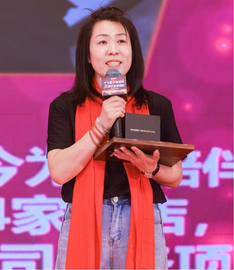 张亮麻辣烫加盟业主邬亚秋： 从1000元到百万身家，东北女孩上海逆袭记